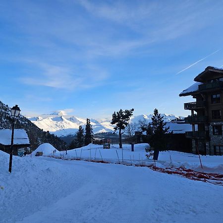 Appartement Arc 1950 M, Ski Au Pied, Piscine Exterieure Chauffee, Remontees Mecaniques A 100M, Sauna Et Salle De Sports Les Arcs  Oda fotoğraf